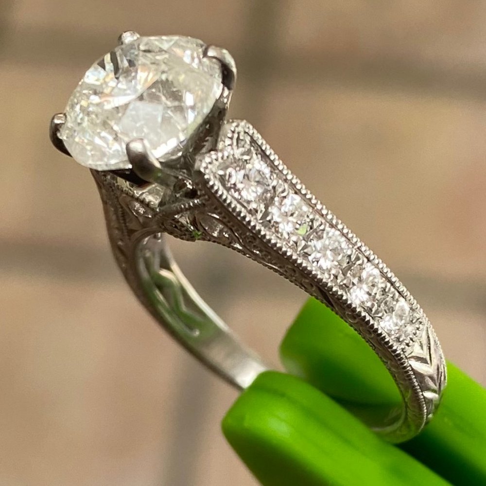 DIAMOND RING WEDDING ENGAGEMENT RING SHANE CO - Picture 13 of 14